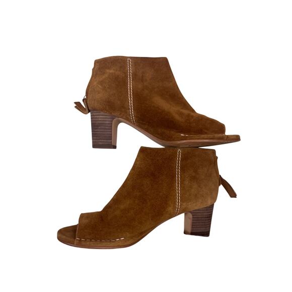 Clarks Brown Suede Open Toe Booties Women’s 7 Minimalist Ankle Boots - Picture 2 of 8